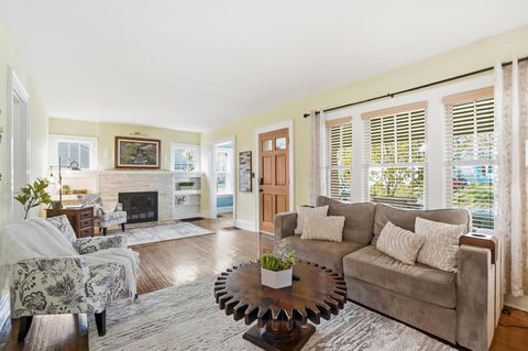 Tiny photo for 35 Hiawatha Avenue, Westerville, OH 43081 (MLS # 225042097)