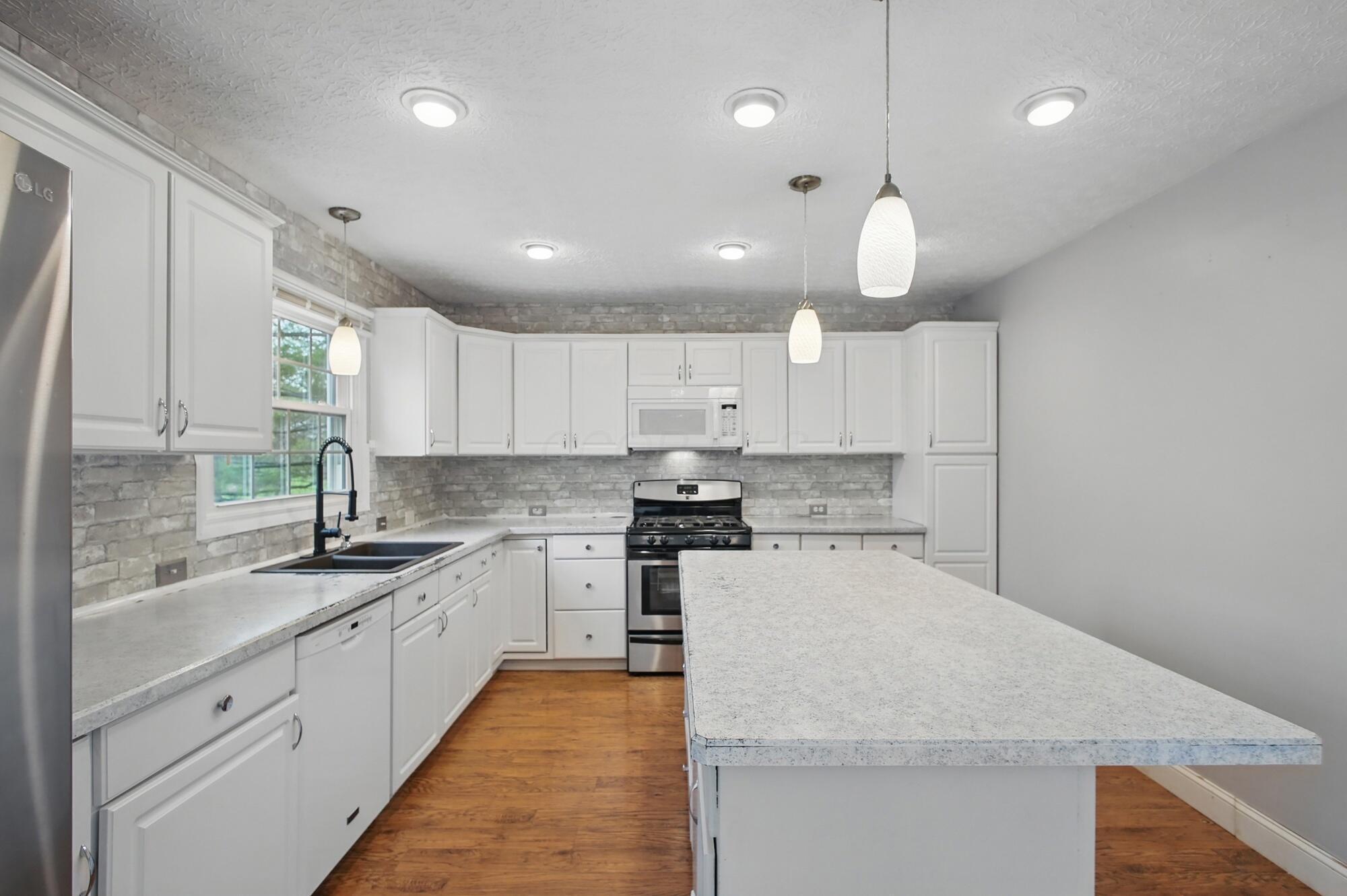 54 Chenango Drive, Powell, Ohio image 15