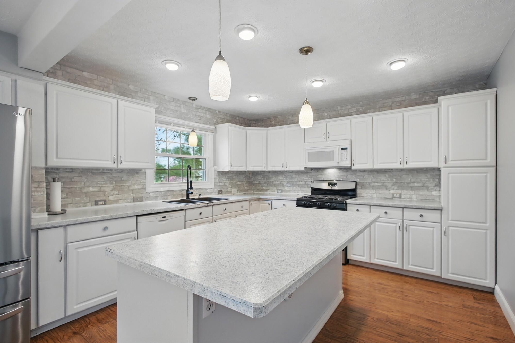 54 Chenango Drive, Powell, Ohio image 14