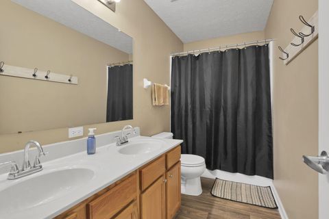 Tiny photo for 2415 Angelfire Drive, Grove City, OH 43123 (MLS # 225045245)