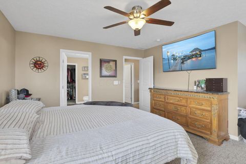 Tiny photo for 2415 Angelfire Drive, Grove City, OH 43123 (MLS # 225045245)