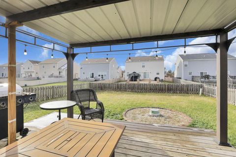 Tiny photo for 2415 Angelfire Drive, Grove City, OH 43123 (MLS # 225045245)