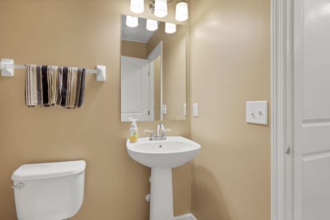 Tiny photo for 2415 Angelfire Drive, Grove City, OH 43123 (MLS # 225045245)