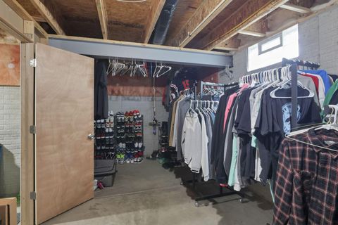 Tiny photo for 2415 Angelfire Drive, Grove City, OH 43123 (MLS # 225045245)