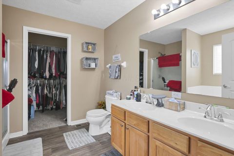 Tiny photo for 2415 Angelfire Drive, Grove City, OH 43123 (MLS # 225045245)