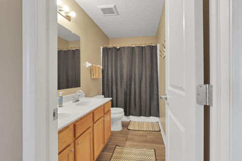 Tiny photo for 2415 Angelfire Drive, Grove City, OH 43123 (MLS # 225045245)