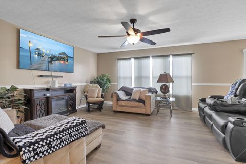 Tiny photo for 2415 Angelfire Drive, Grove City, OH 43123 (MLS # 225045245)