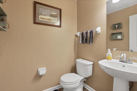 Tiny photo for 2415 Angelfire Drive, Grove City, OH 43123 (MLS # 225045245)