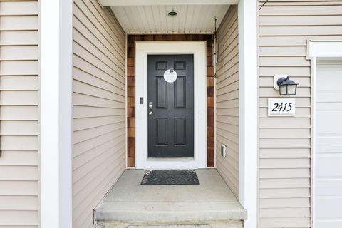 Tiny photo for 2415 Angelfire Drive, Grove City, OH 43123 (MLS # 225045245)