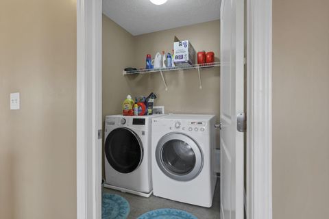 Tiny photo for 2415 Angelfire Drive, Grove City, OH 43123 (MLS # 225045245)