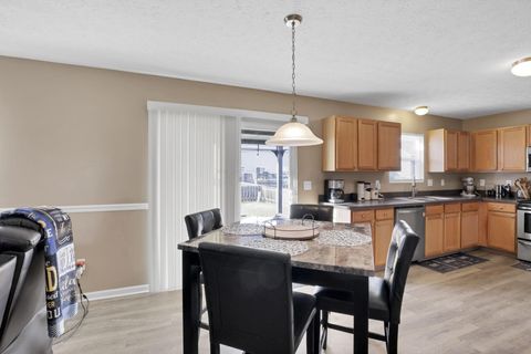 Tiny photo for 2415 Angelfire Drive, Grove City, OH 43123 (MLS # 225045245)