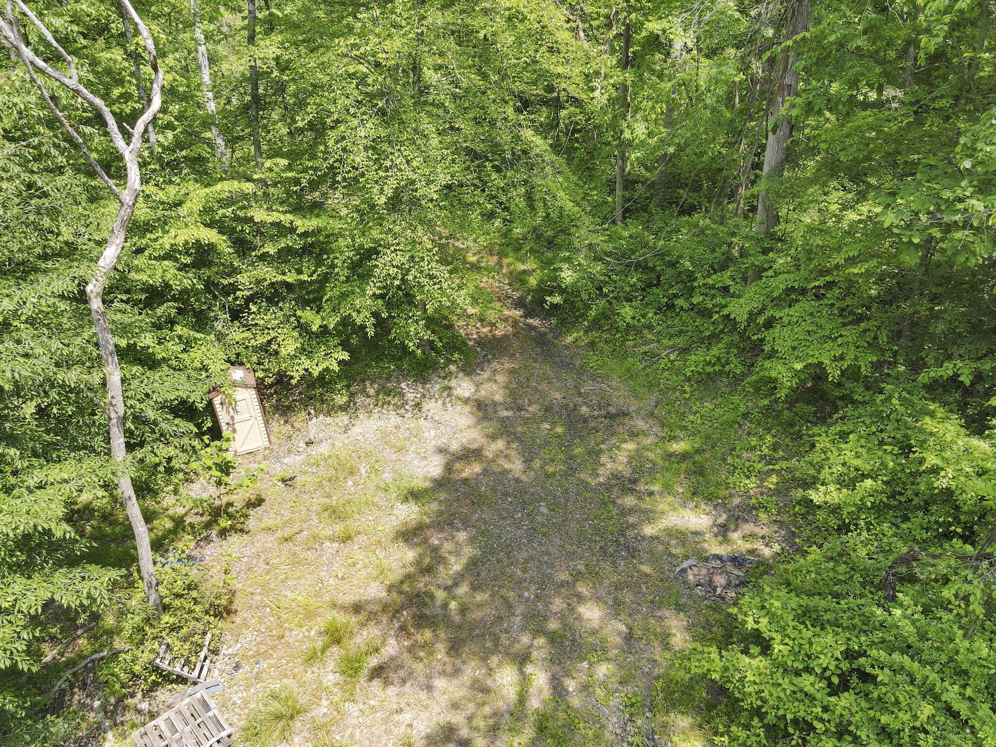 Sugargrove Road, Chandlersville, Ohio image 9