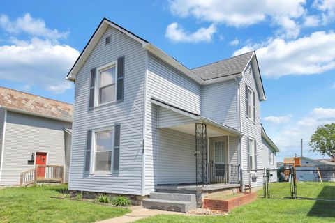 Photo of 118 N Williams Street, Newark, OH 43055 (MLS # 226013838)