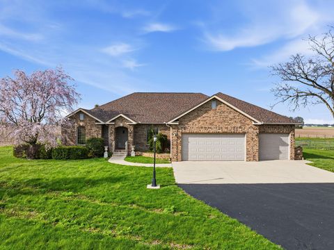 Photo of 191 Flakes Ford Road SE, Washington Court House, OH 43160 (MLS # 226010815)