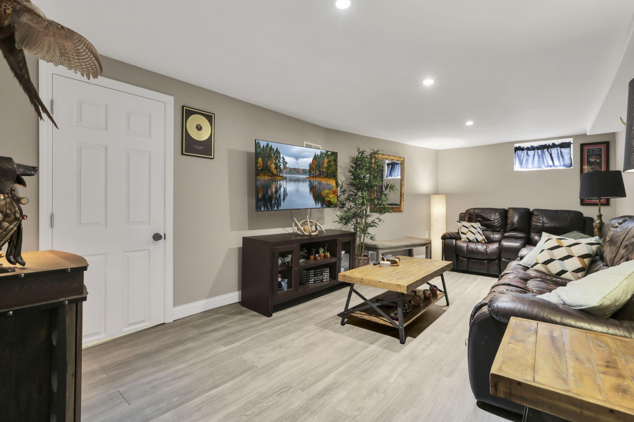 Columbus, Ohio 43212, United States, 3 Bedrooms Bedrooms, ,2 BathroomsBathrooms,Residential,Active,204404