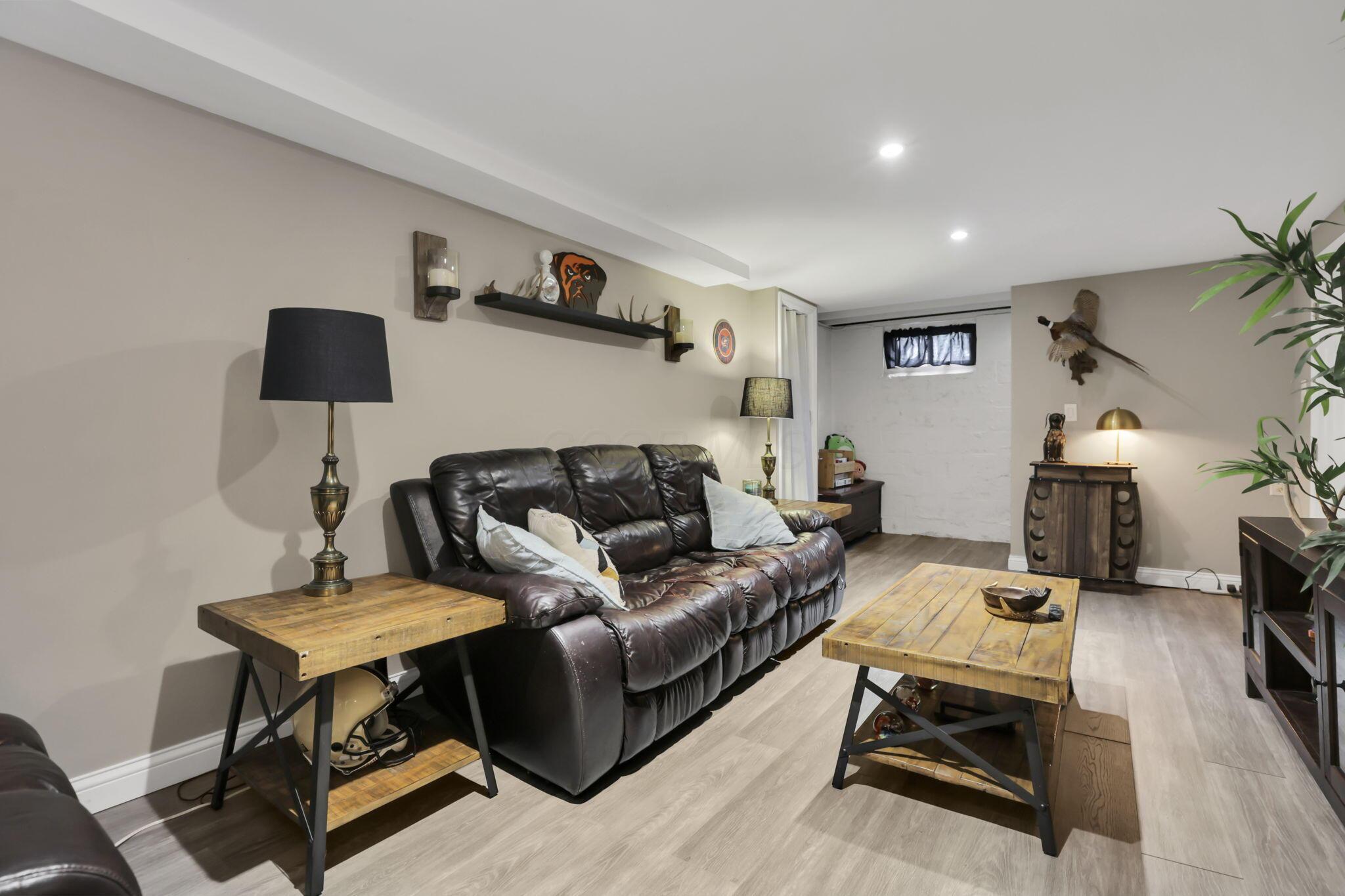 Columbus, Ohio 43212, United States, 3 Bedrooms Bedrooms, ,2 BathroomsBathrooms,Residential,Active,204404