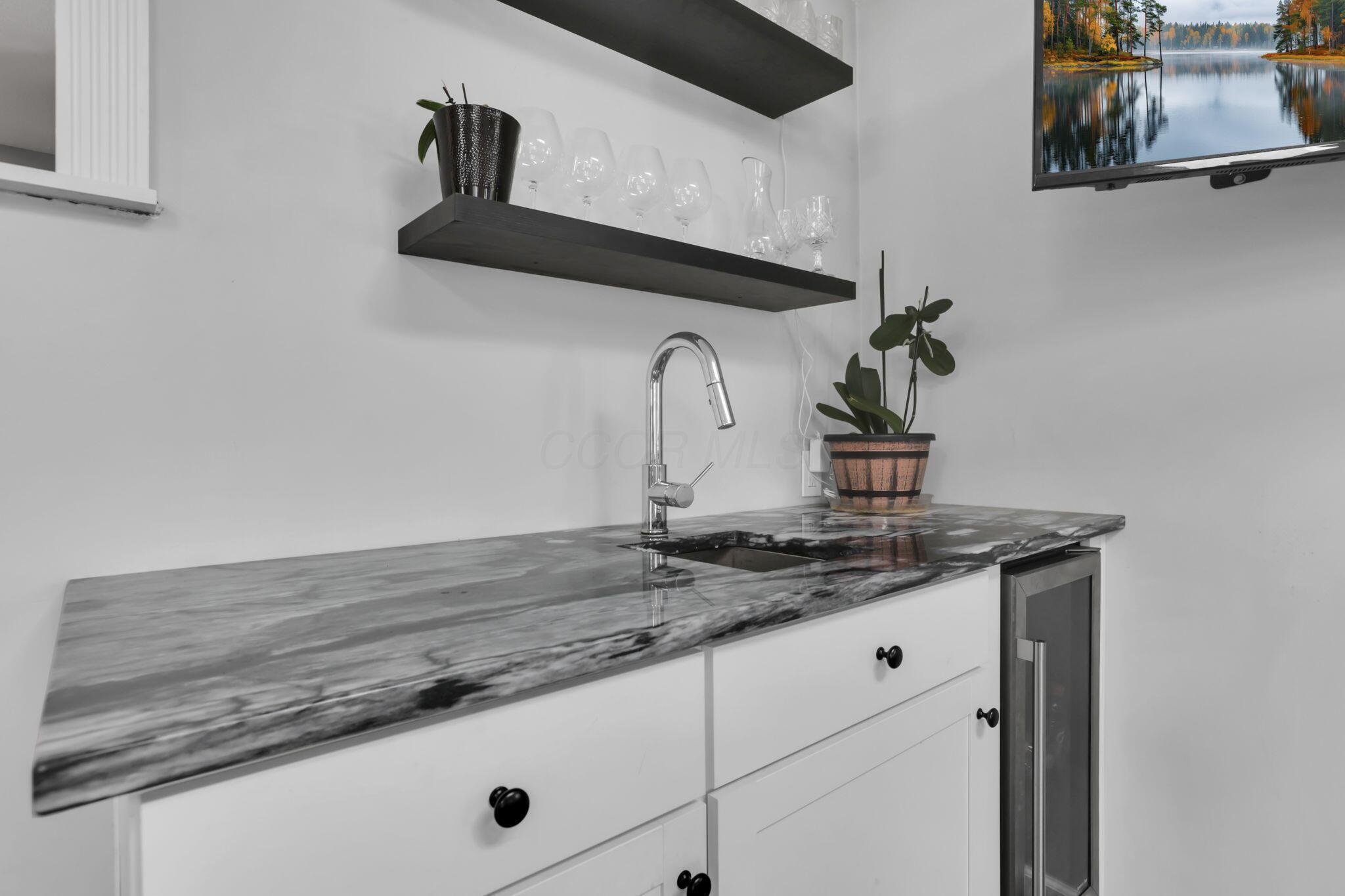 Columbus, Ohio 43212, United States, 3 Bedrooms Bedrooms, ,2 BathroomsBathrooms,Residential,Active,204404