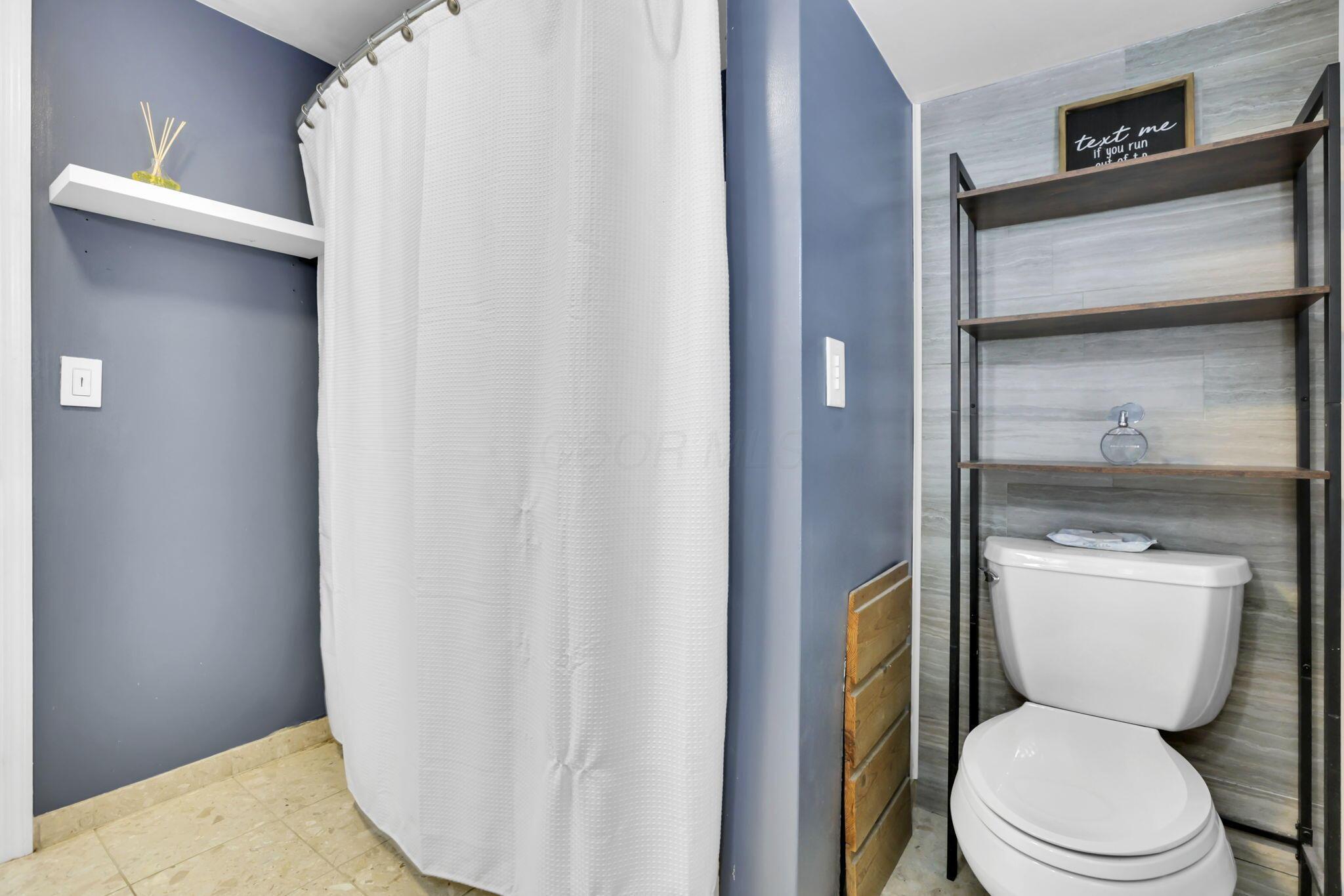 Columbus, Ohio 43212, United States, 3 Bedrooms Bedrooms, ,2 BathroomsBathrooms,Residential,Active,204404