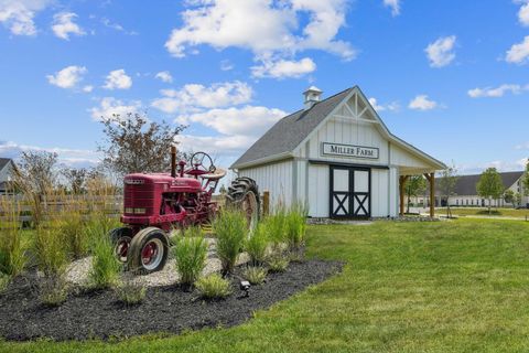 Tiny photo for 310 Warbler Circle, Galena, OH 43021 (MLS # 226003279)