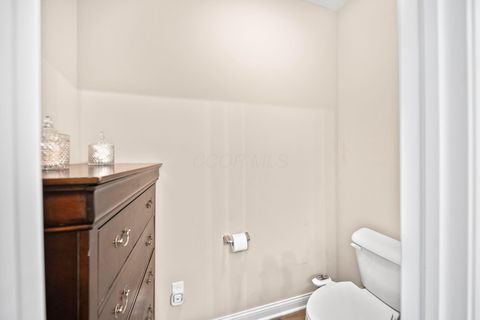 Tiny photo for 5744 Caulfield Lane, Dublin, OH 43016 (MLS # 225044829)