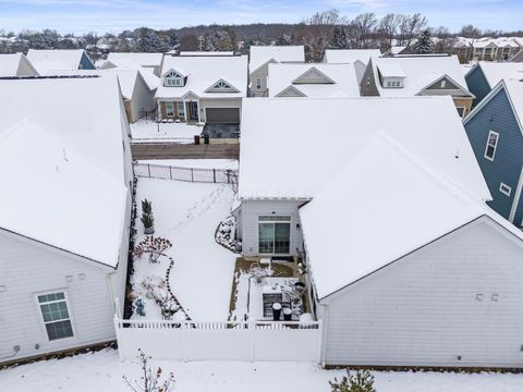 Tiny photo for 5744 Caulfield Lane, Dublin, OH 43016 (MLS # 225044829)