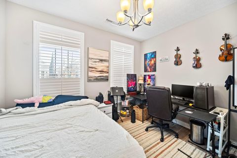 Tiny photo for 5744 Caulfield Lane, Dublin, OH 43016 (MLS # 225044829)