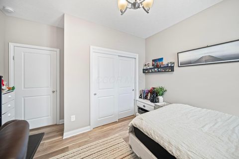 Tiny photo for 5744 Caulfield Lane, Dublin, OH 43016 (MLS # 225044829)