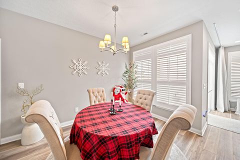 Tiny photo for 5744 Caulfield Lane, Dublin, OH 43016 (MLS # 225044829)