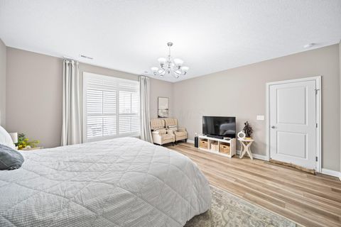 Tiny photo for 5744 Caulfield Lane, Dublin, OH 43016 (MLS # 225044829)