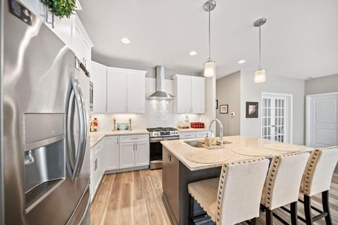 Tiny photo for 5744 Caulfield Lane, Dublin, OH 43016 (MLS # 225044829)