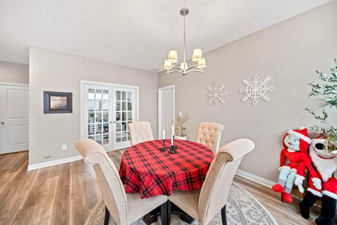 Tiny photo for 5744 Caulfield Lane, Dublin, OH 43016 (MLS # 225044829)