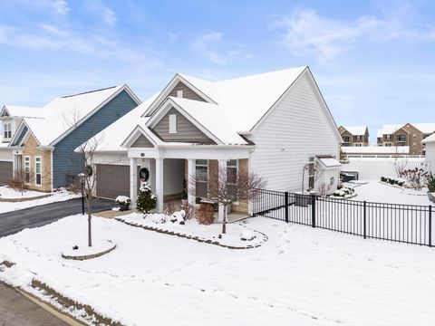 Tiny photo for 5744 Caulfield Lane, Dublin, OH 43016 (MLS # 225044829)