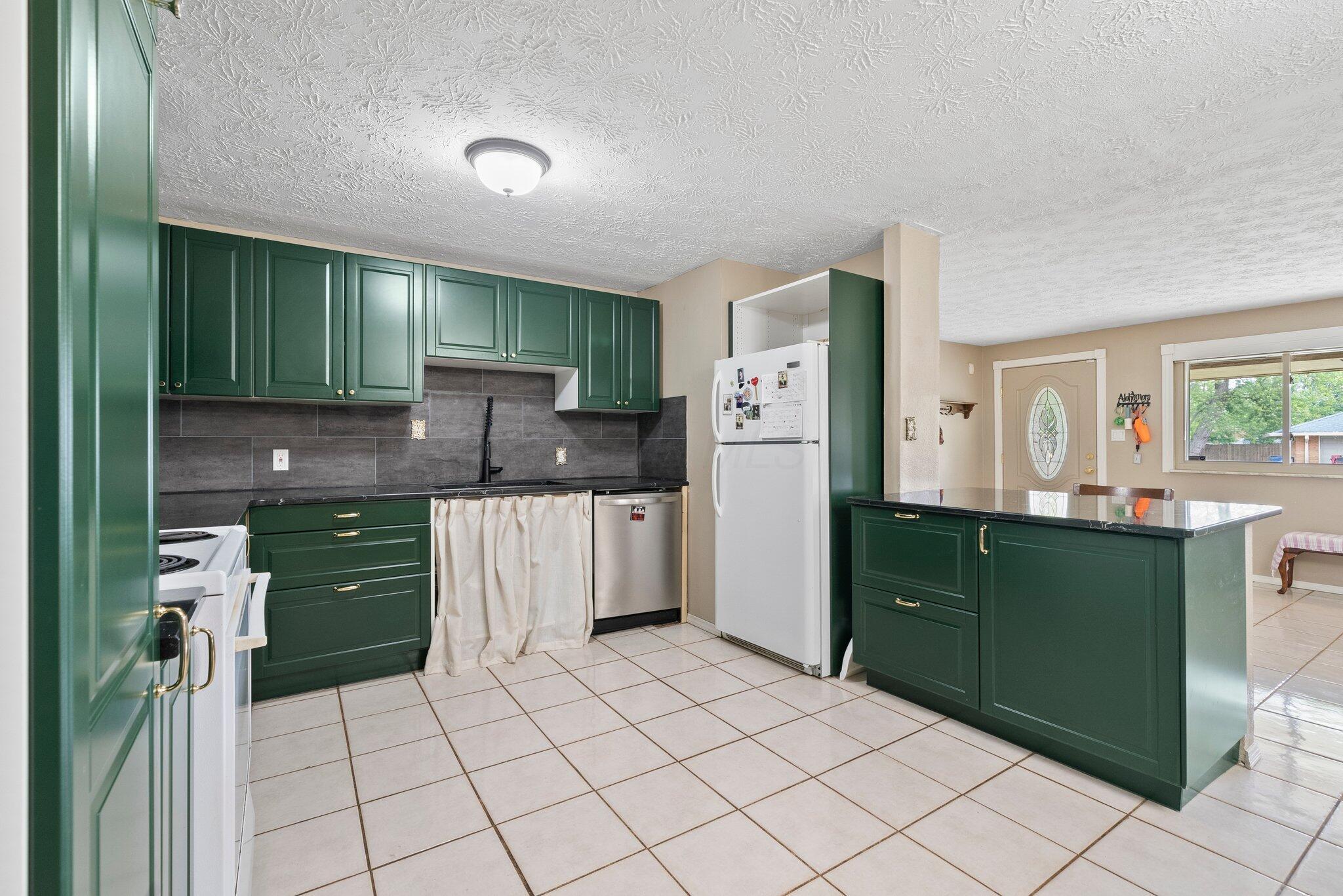 1476 Haft Drive, Reynoldsburg, Ohio image 11