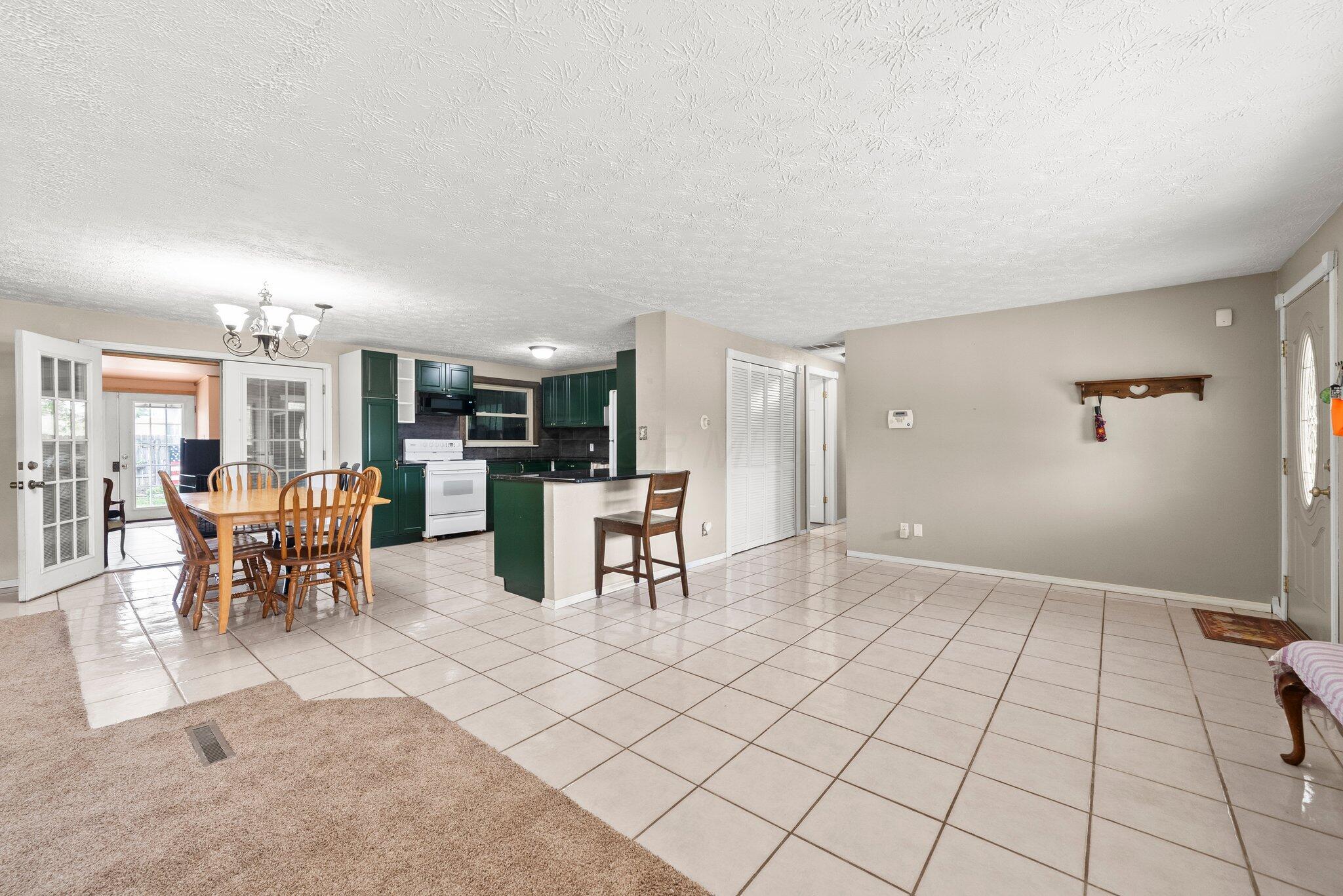 1476 Haft Drive, Reynoldsburg, Ohio image 7