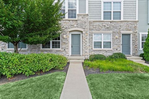 Photo of 5726 Hayden Run Boulevard, Dublin, OH 43016 (MLS # 225038935)