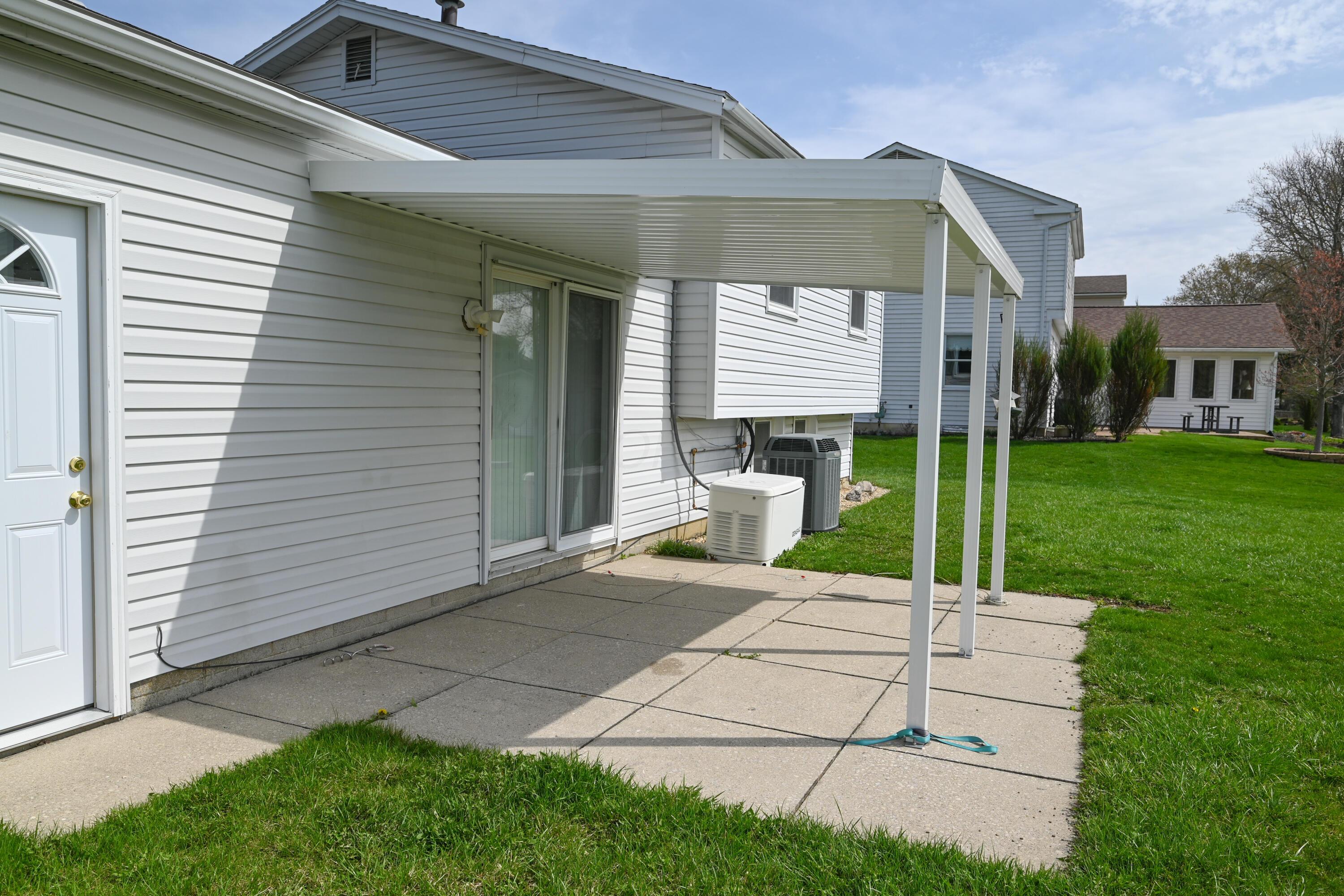 1035 Amboise Drive, Marion, Ohio image 31