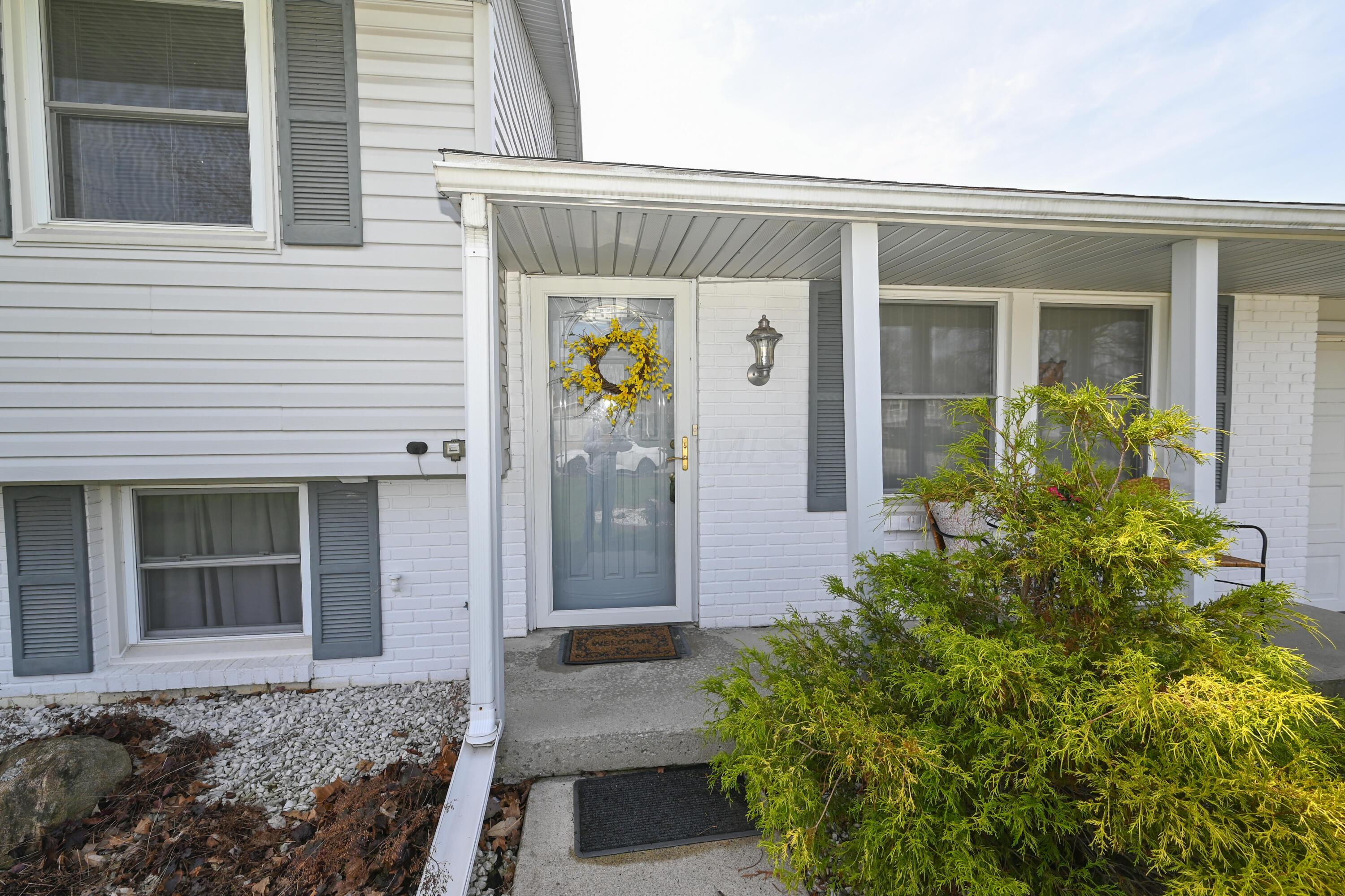 1035 Amboise Drive, Marion, Ohio image 3