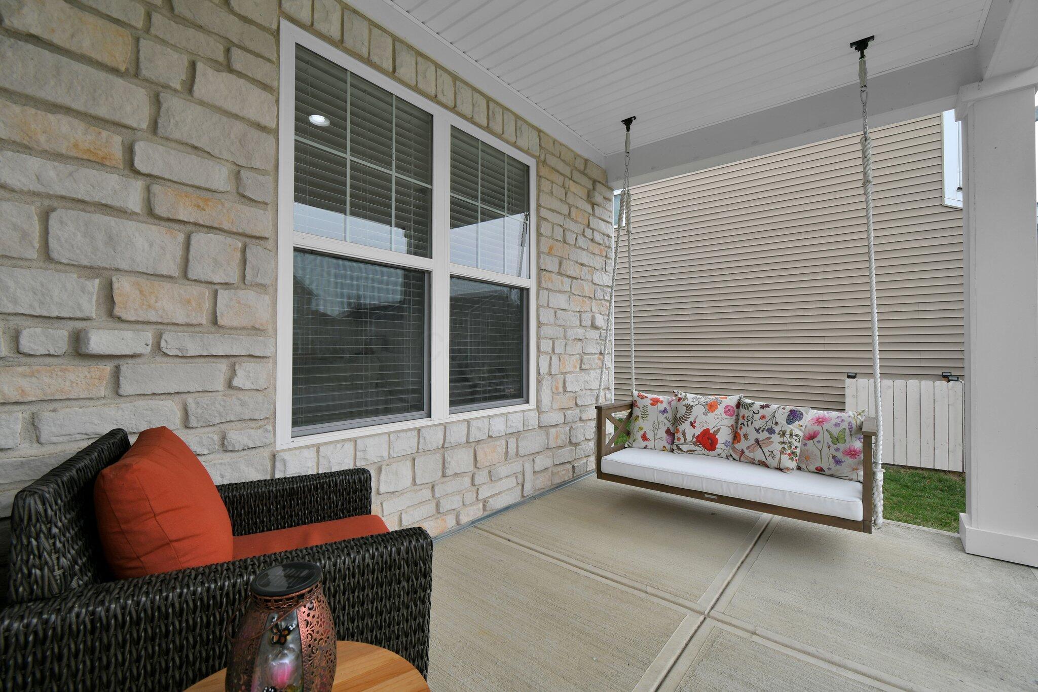 916 Rooks Circle, Sunbury, Ohio image 3