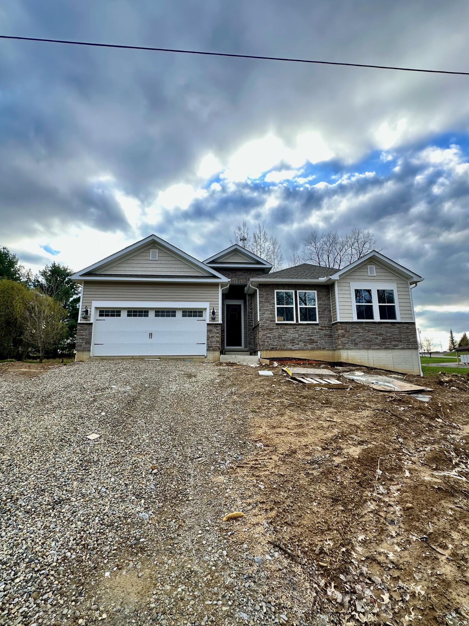 211 Candlewood Drive #9, Mount Gilead, Ohio image 2