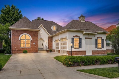 Photo of 7983 Oak Meadow Drive, Dublin, OH 43016 (MLS # 226021070)