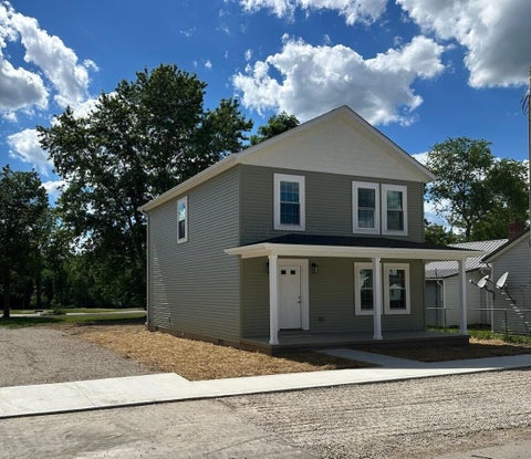 Photo of 35 N Redding Street, Tarlton, OH 43156 (MLS # 226023134)