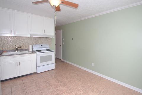 Tiny photo for 253 Washington Avenue, London, OH 43140 (MLS # 226012827)