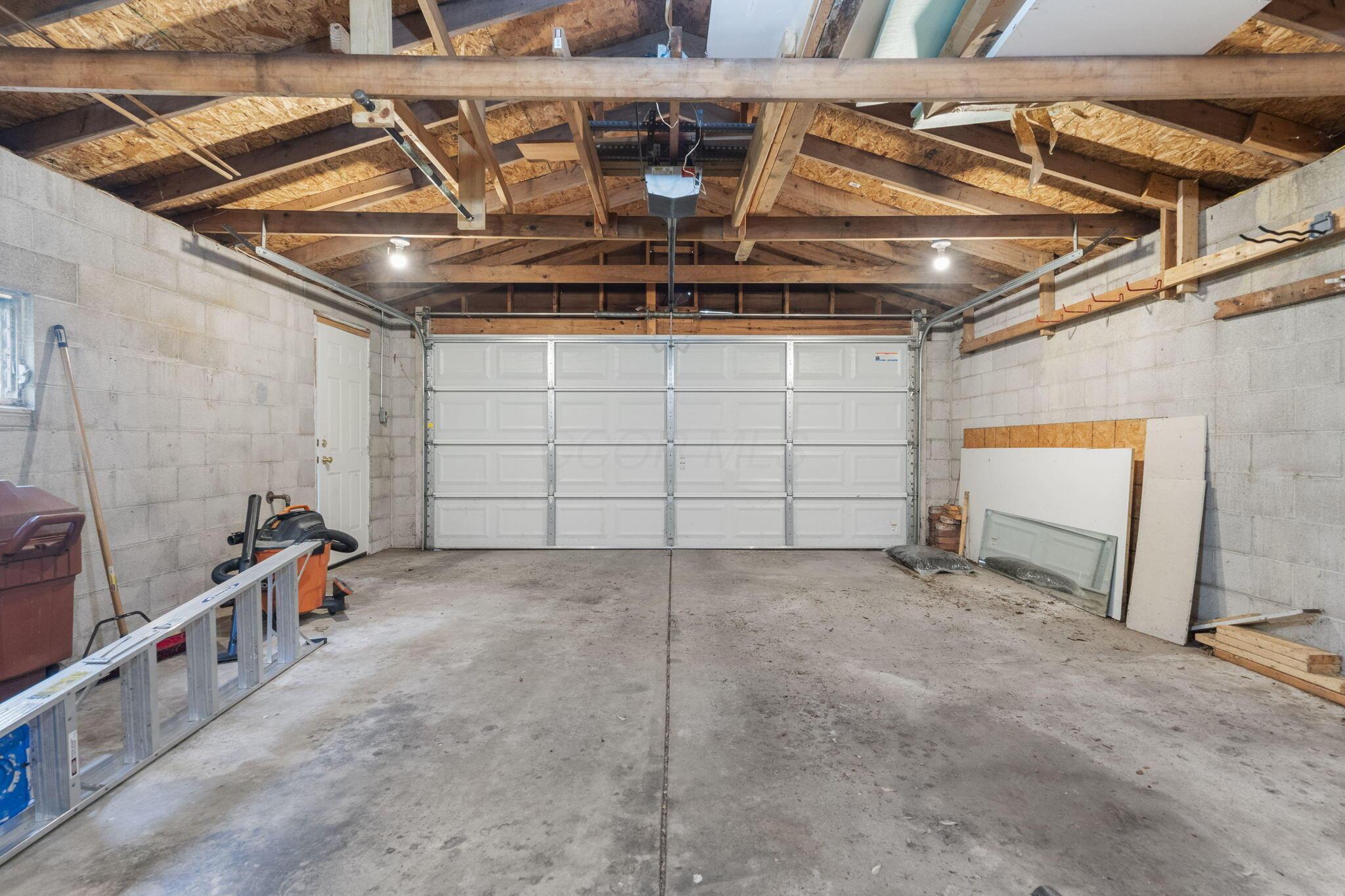 895 Caniff Road, Columbus, Ohio image 34