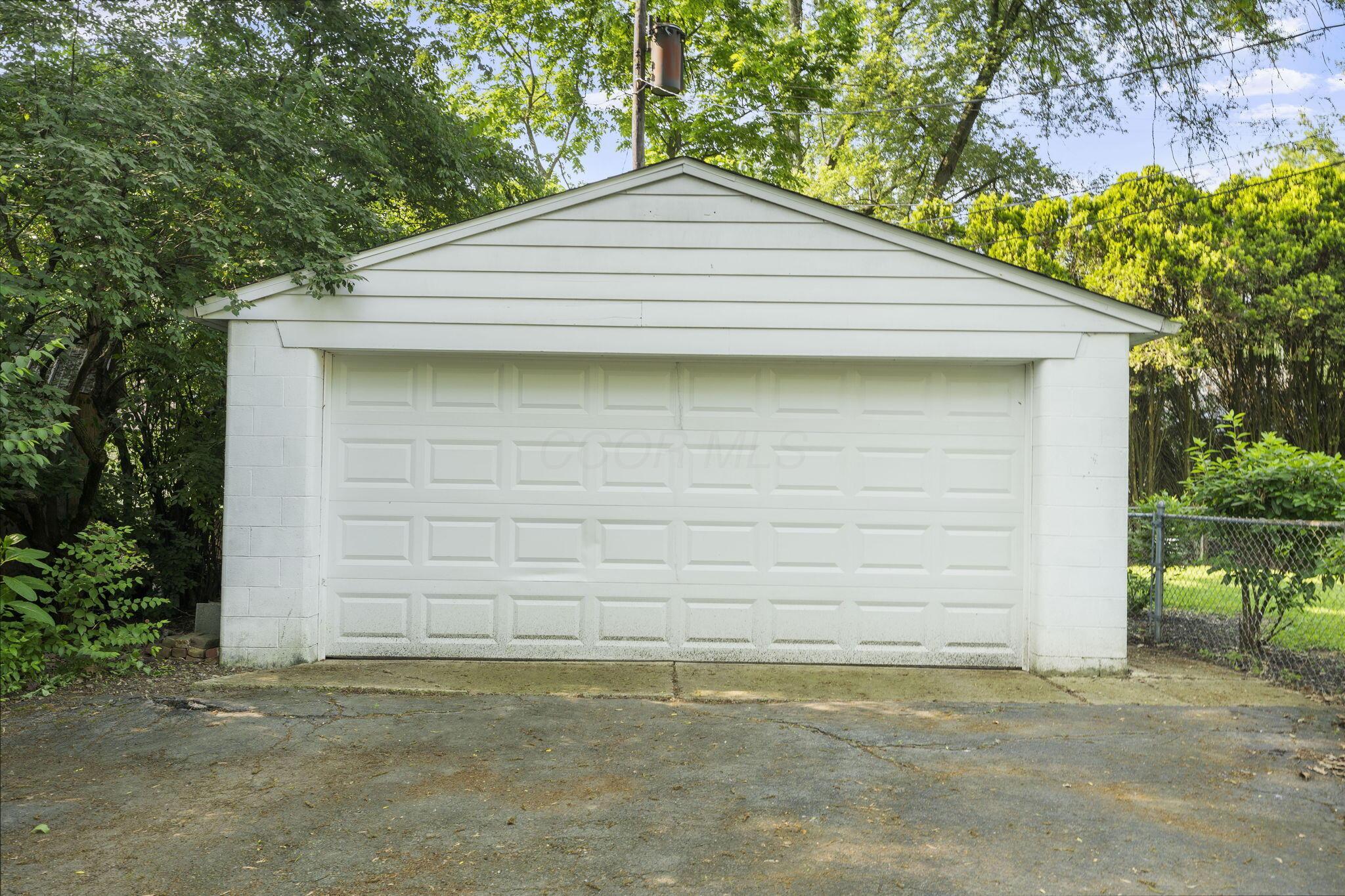 895 Caniff Road, Columbus, Ohio image 33
