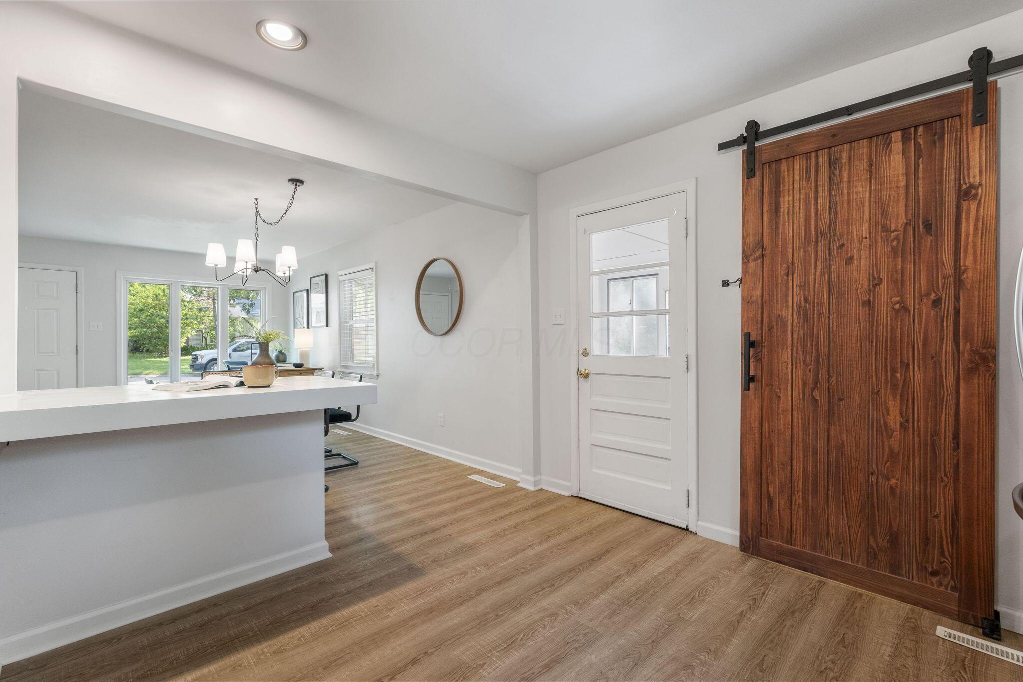 895 Caniff Road, Columbus, Ohio image 19
