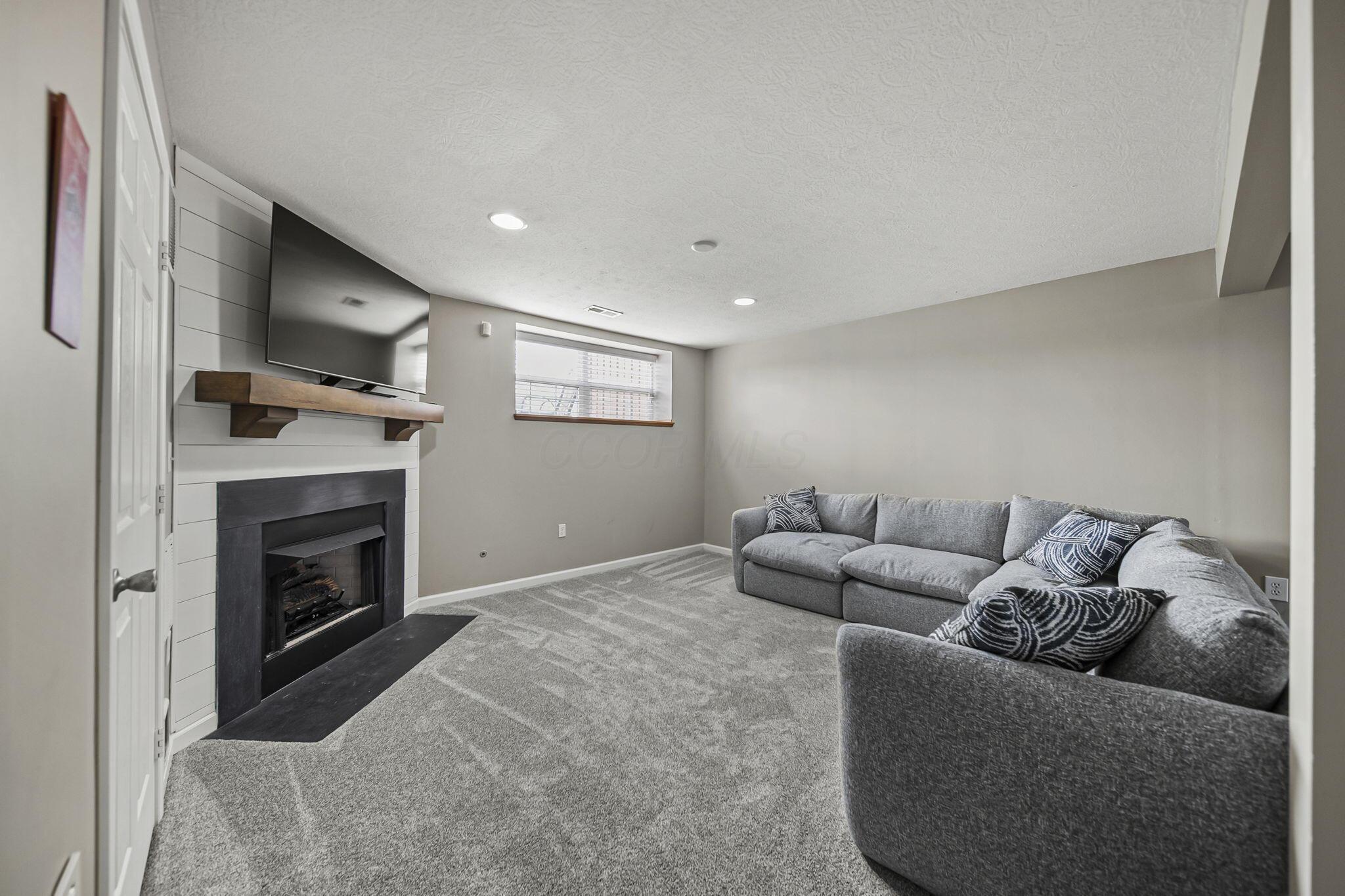 5994 Andrew John Drive, New Albany, Ohio image 35