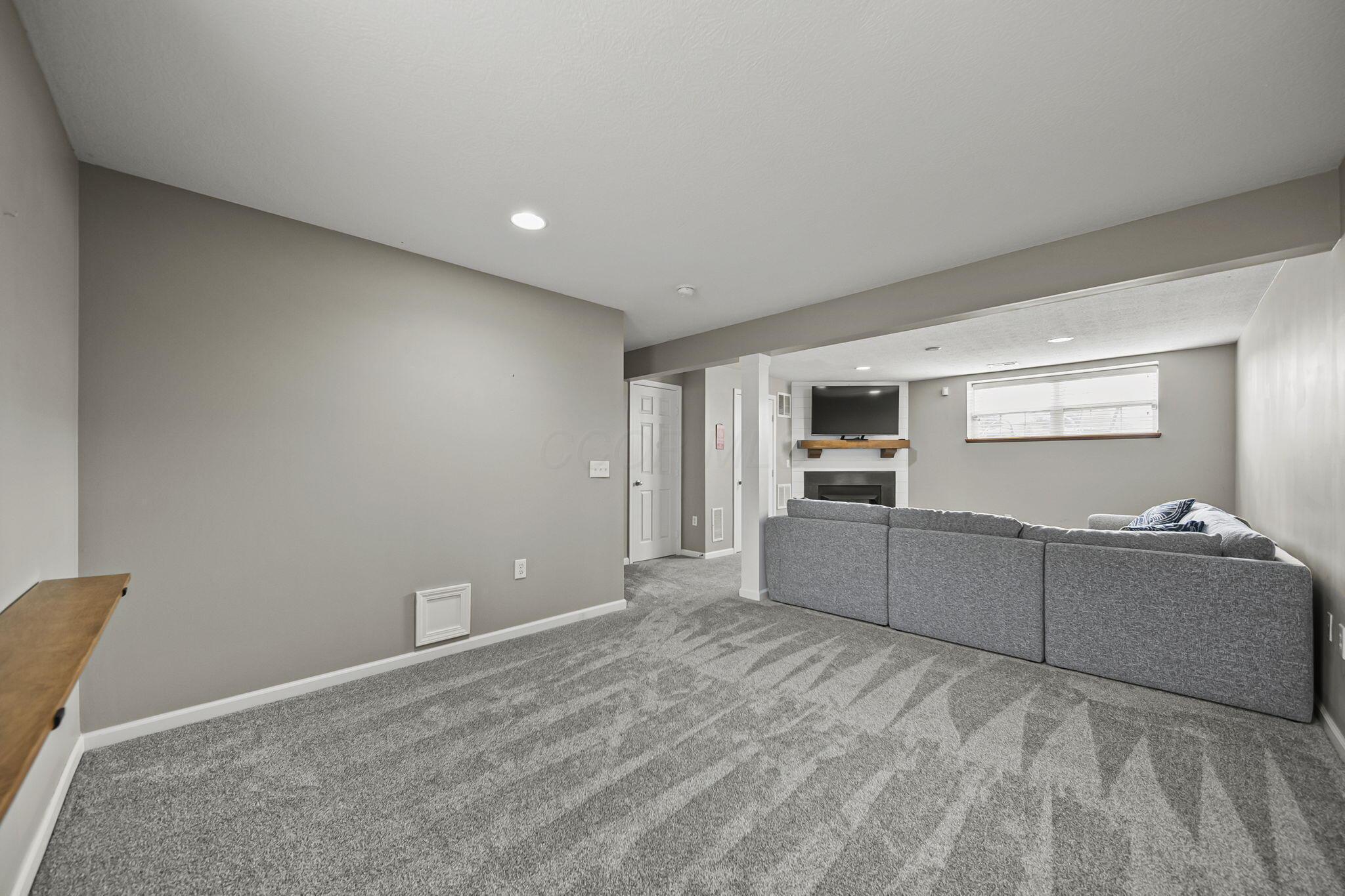 5994 Andrew John Drive, New Albany, Ohio image 38