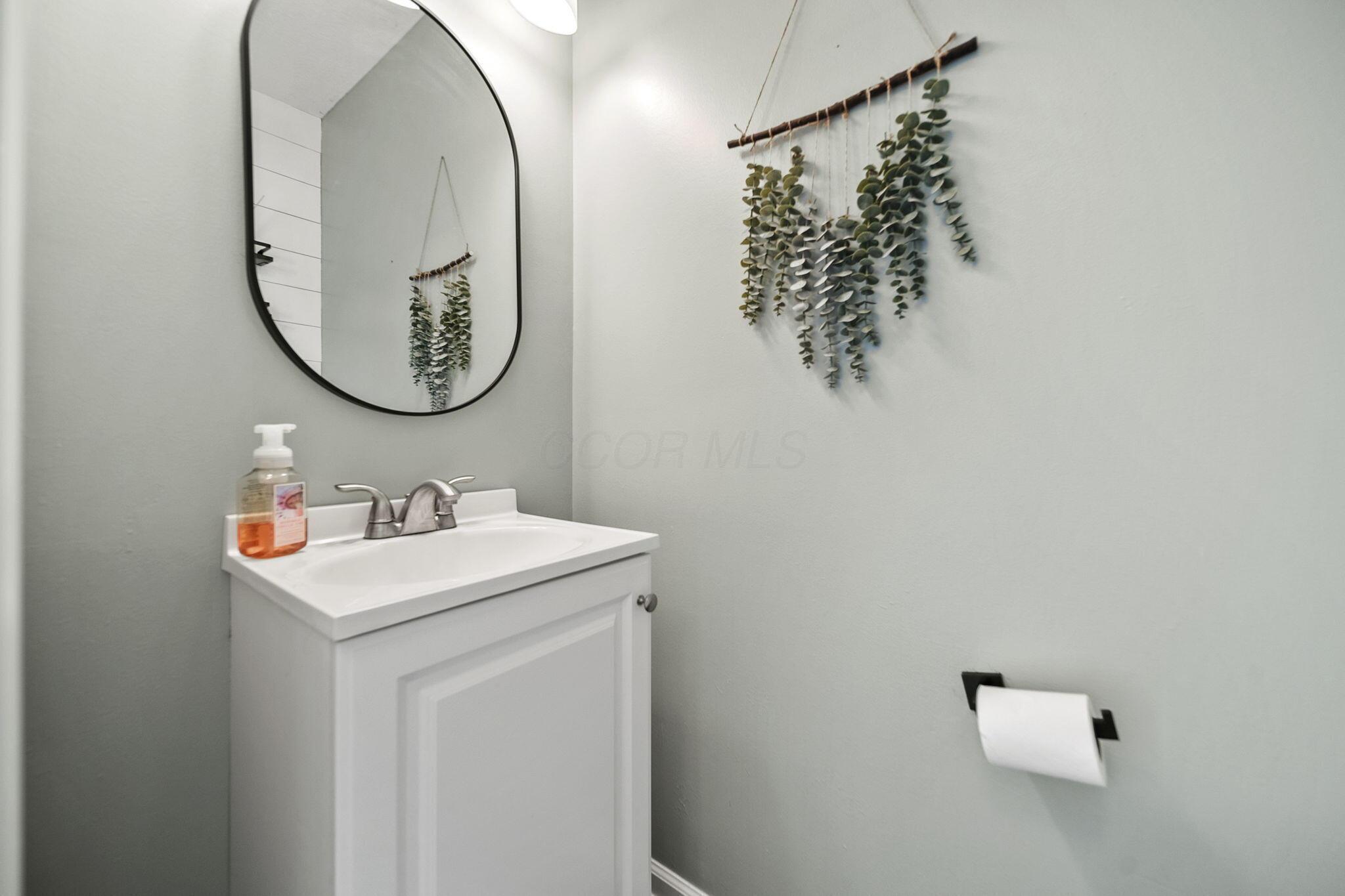 5994 Andrew John Drive, New Albany, Ohio image 17
