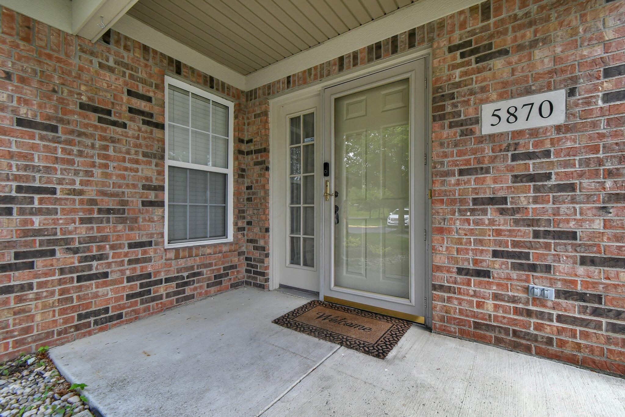 5870 Crooked Creek Boulevard, Grove City, Ohio image 8