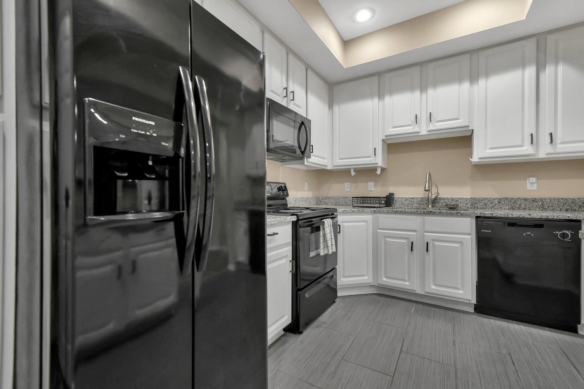 5870 Crooked Creek Boulevard, Grove City, Ohio image 19